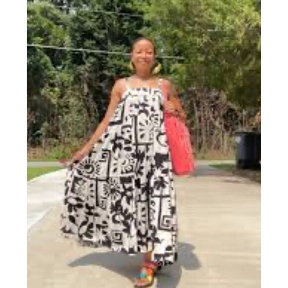 Abel the Label Anthropologie White Black Print Pockets Tiered Swing Maxi Small - Picture 2 of 10